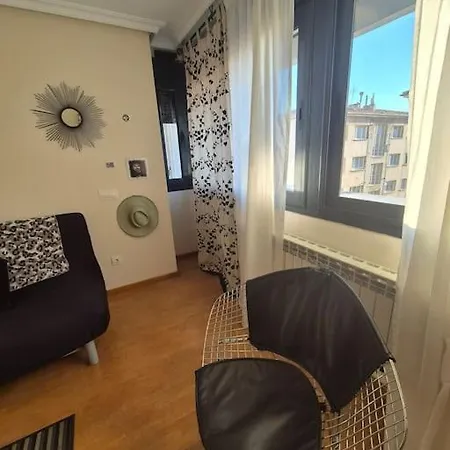 Apartment 25a07 Nautilus *